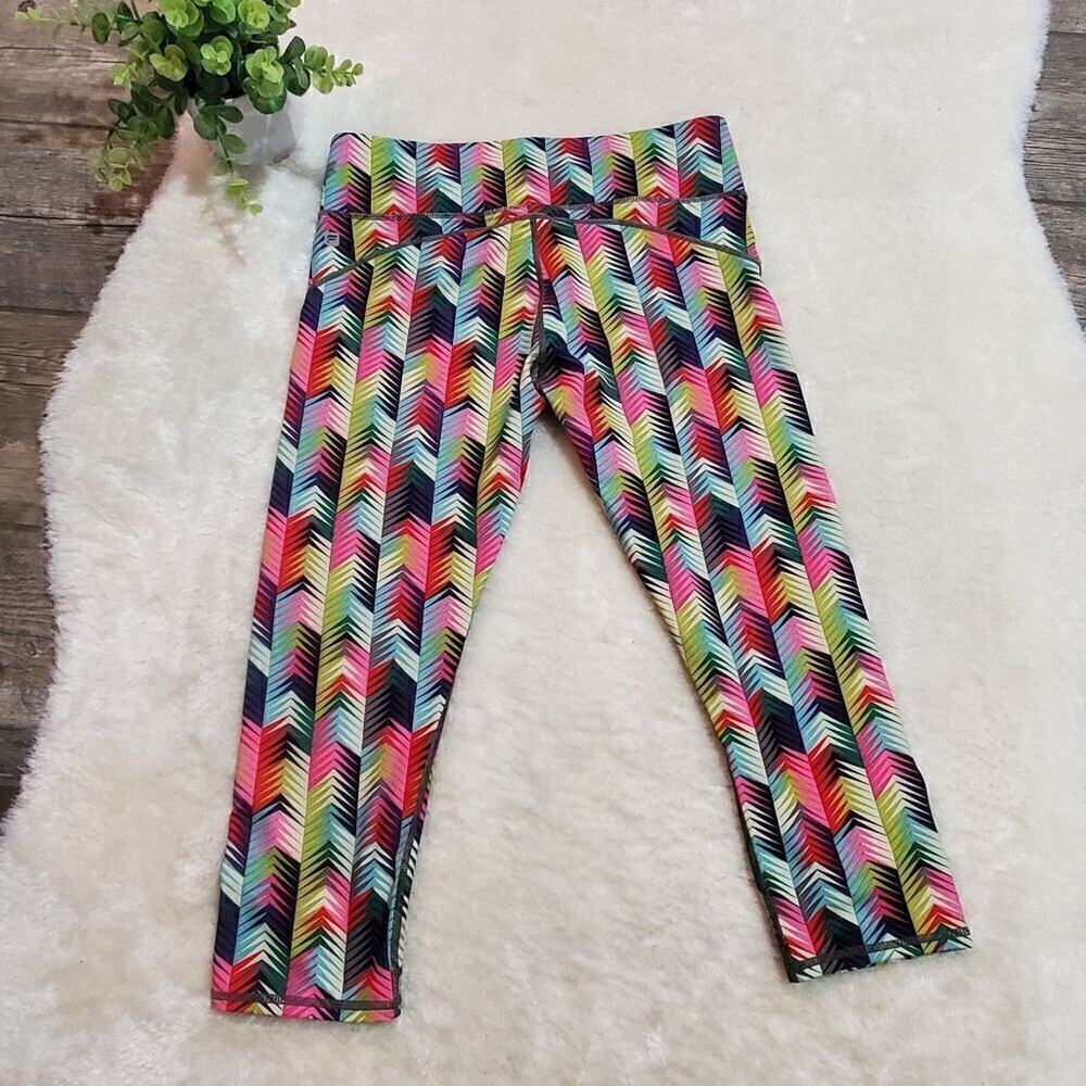 Fabletics Lima Capri Max-Compression Colorful Leggings, Size Medium- - Picture 8 of 12